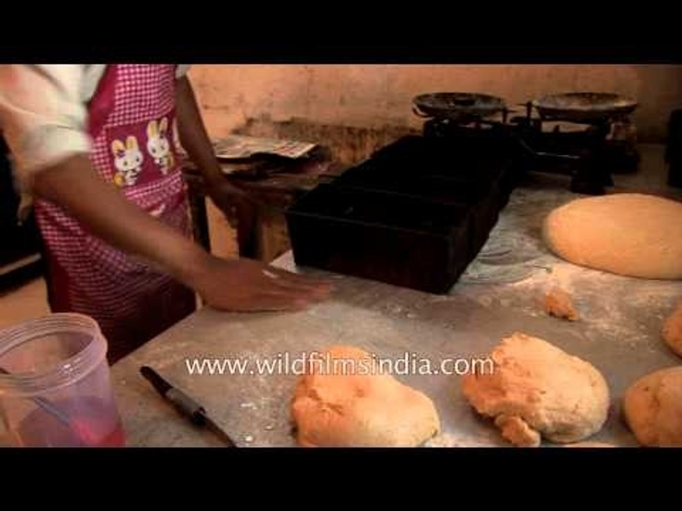 Himalayan baker baking bread video Dailymotion