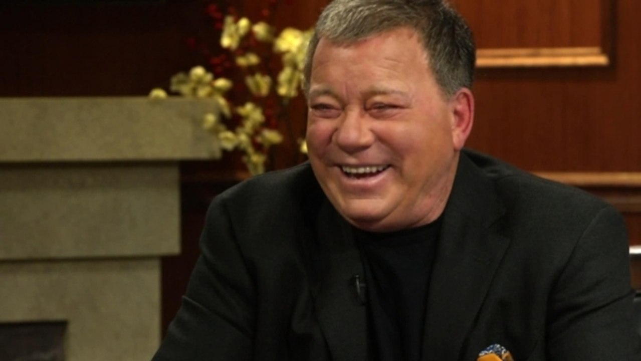William Shatner And Larry Discuss Kaley Cuoco video Dailymotion