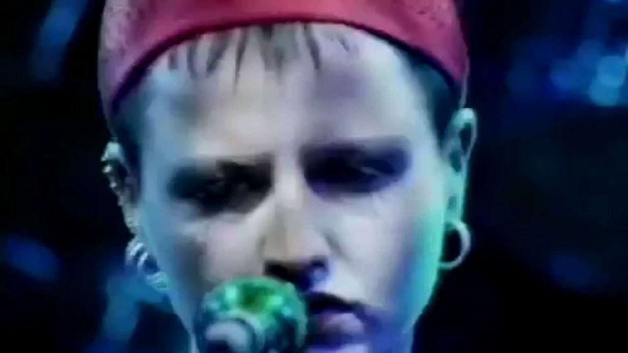 Dreaming my dreams The Cranberries [ Live In London 1994 ] Vidéo