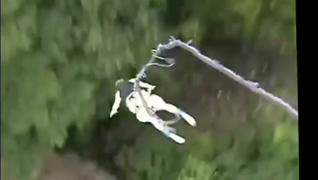 Bungee Jumping Fail video Dailymotion
