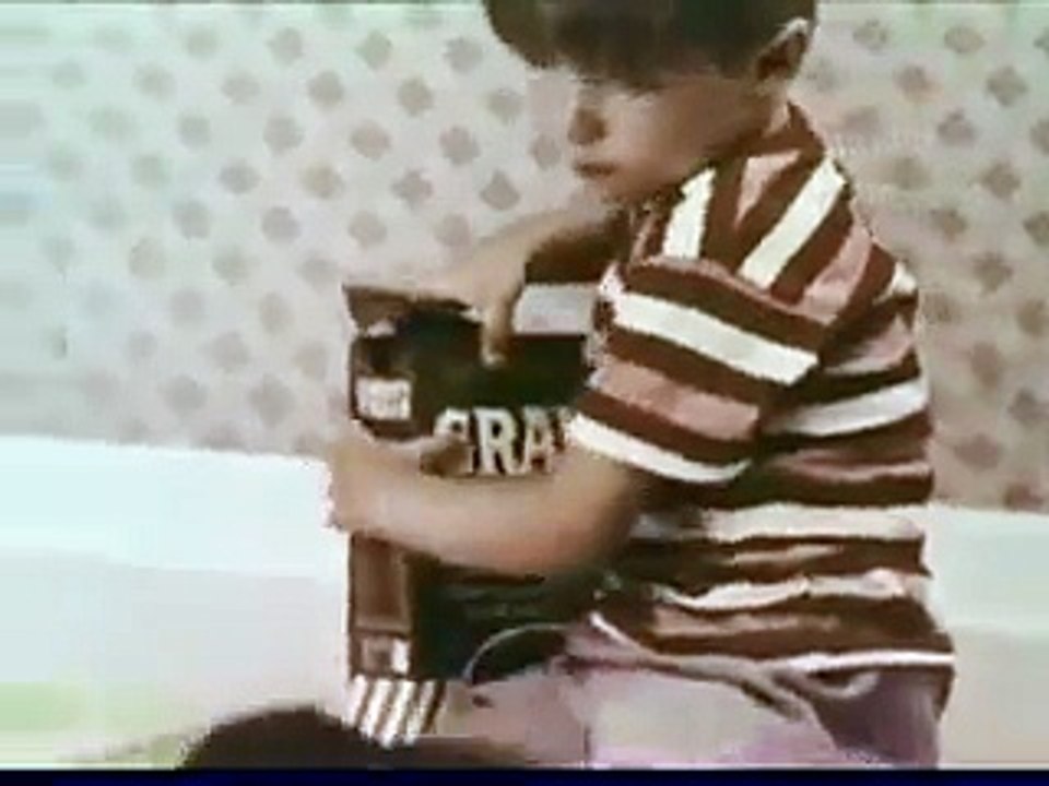 VINTAGE GRAVY TRAIN DOG FOOD COMMERCIAL WITH A PERFECT VOICE FOR THE