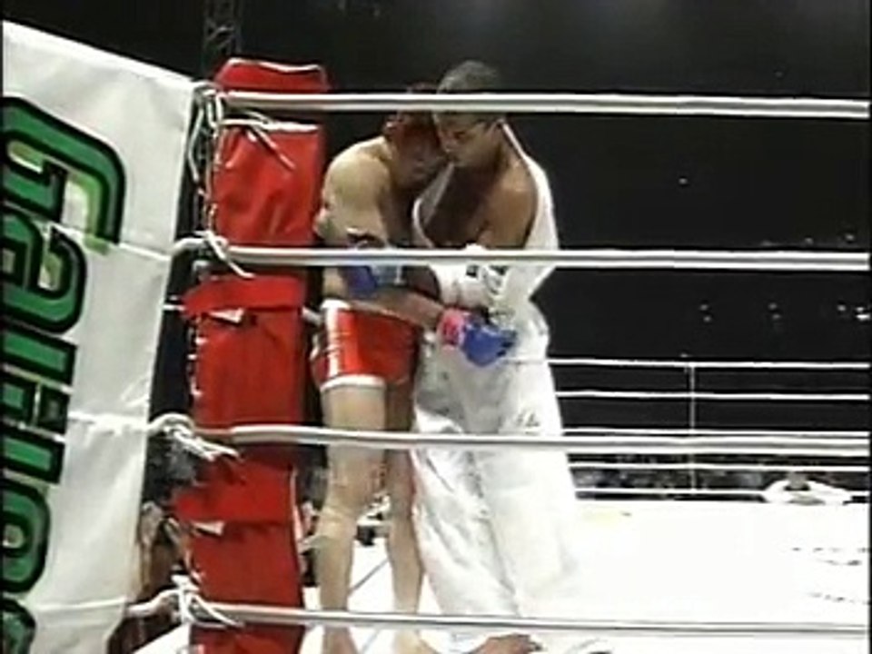 Kazushi Sakuraba vs. Royce Gracie part 2 video Dailymotion