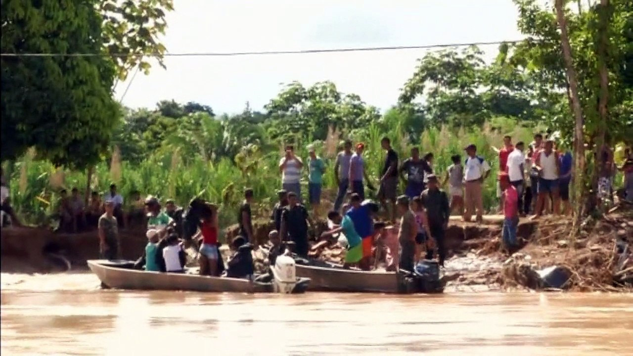 Bolivia flooding displaces thousands in Pando province video Dailymotion