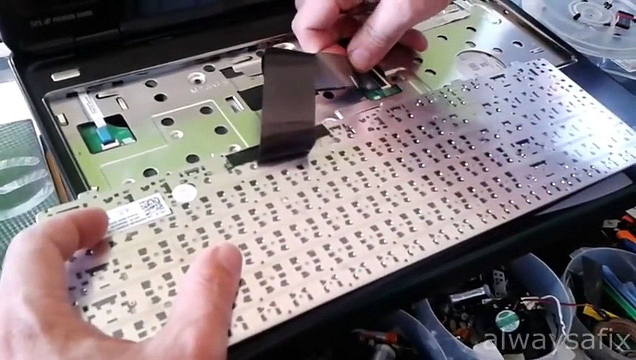 Dell Inspiron N5110 disassembly remove hard disk drive_(480p) Видео Dailymotion
