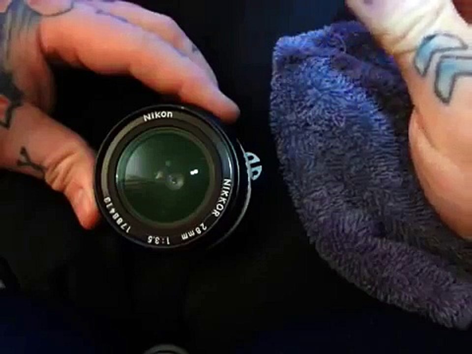 The Angry Photographer The RIGHT WAY to clean a used/dirty LENS! Nikon