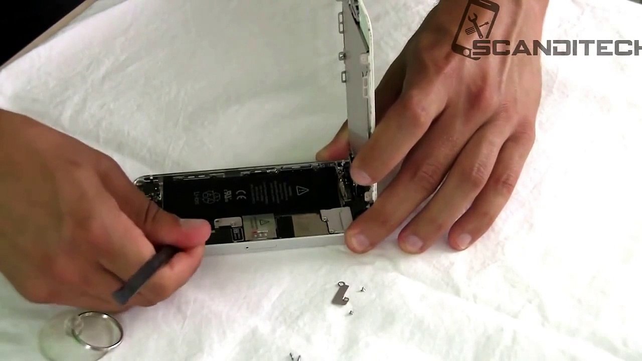 iPhone 5 Battery Replacement Guide ScandiTech video Dailymotion