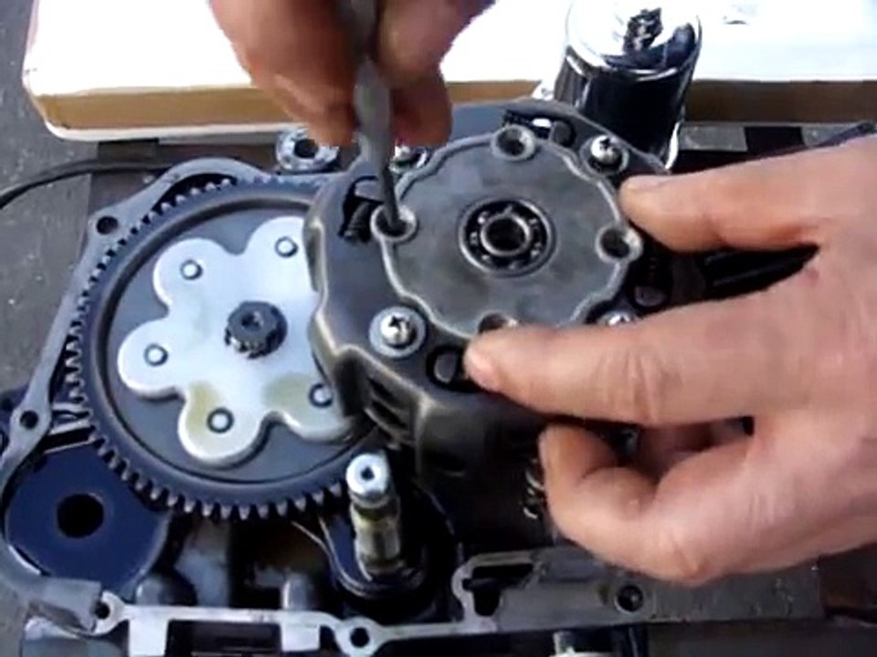 TaoTao 125cc clutch install video Dailymotion