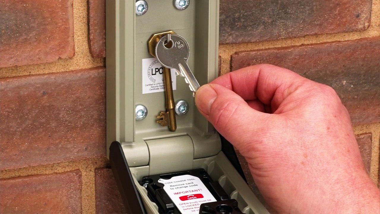 How to code the Supra C500 Police approved key safe video Dailymotion