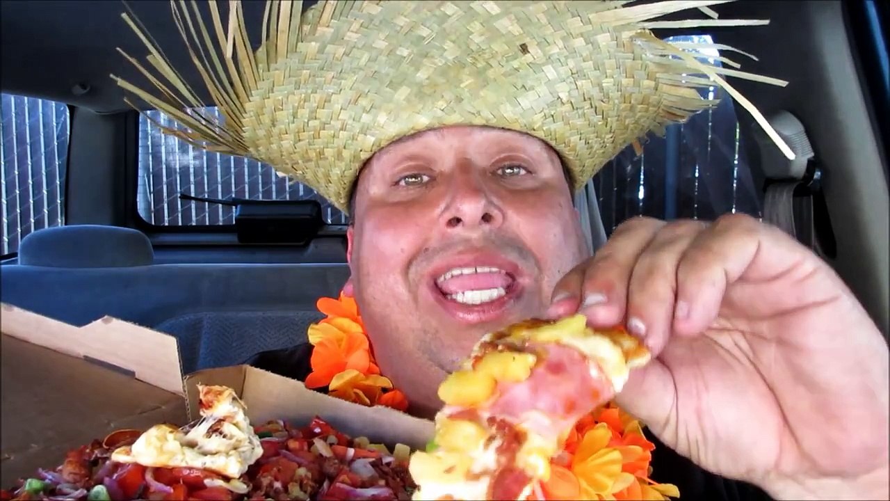Round Table Maui Zaui™Pizza REVIEW! Dailymotion Video