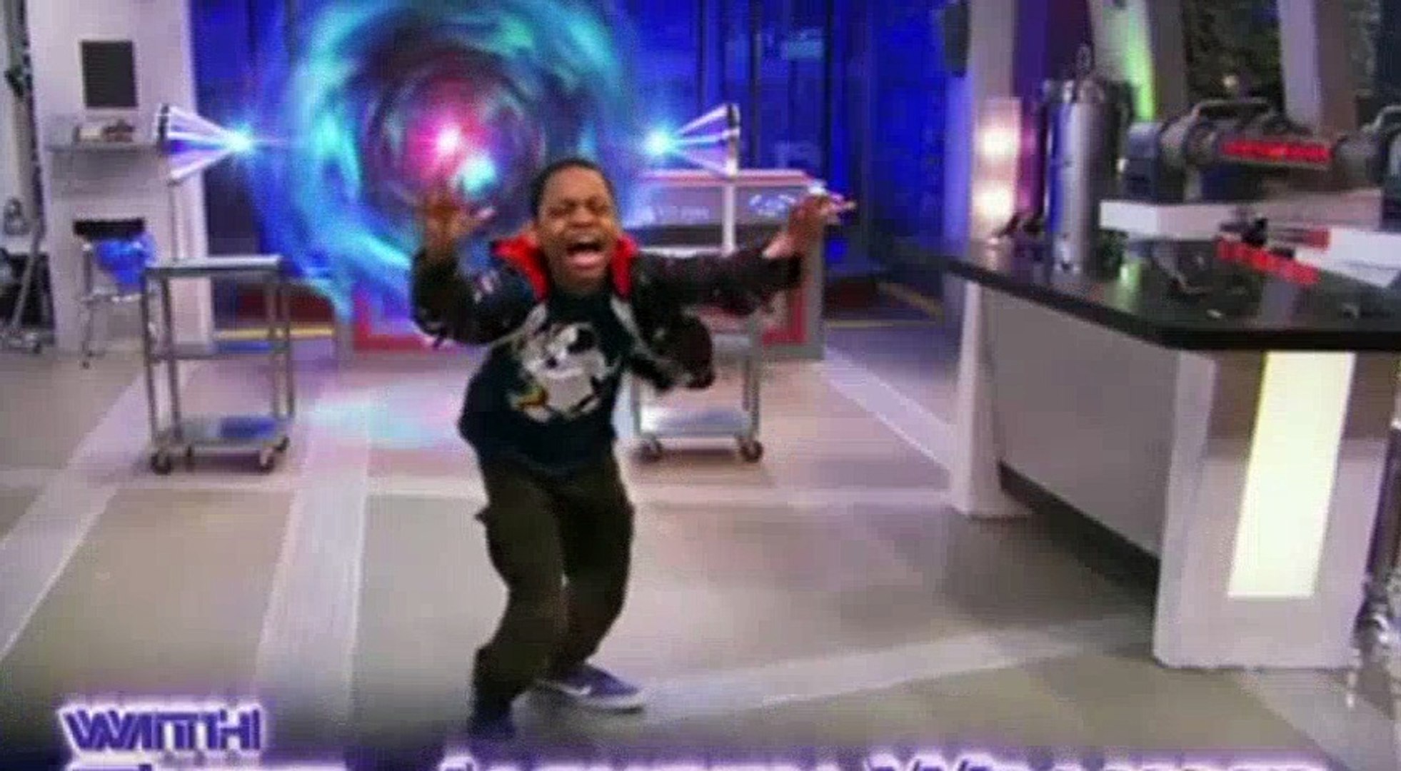 Lab Rats Season 3 Episode 15 Clipart