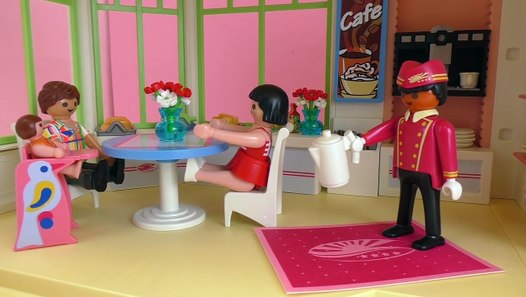 Popular Videos Hotel & Playmobil Film Deutsch Familie Hauser Bekommt