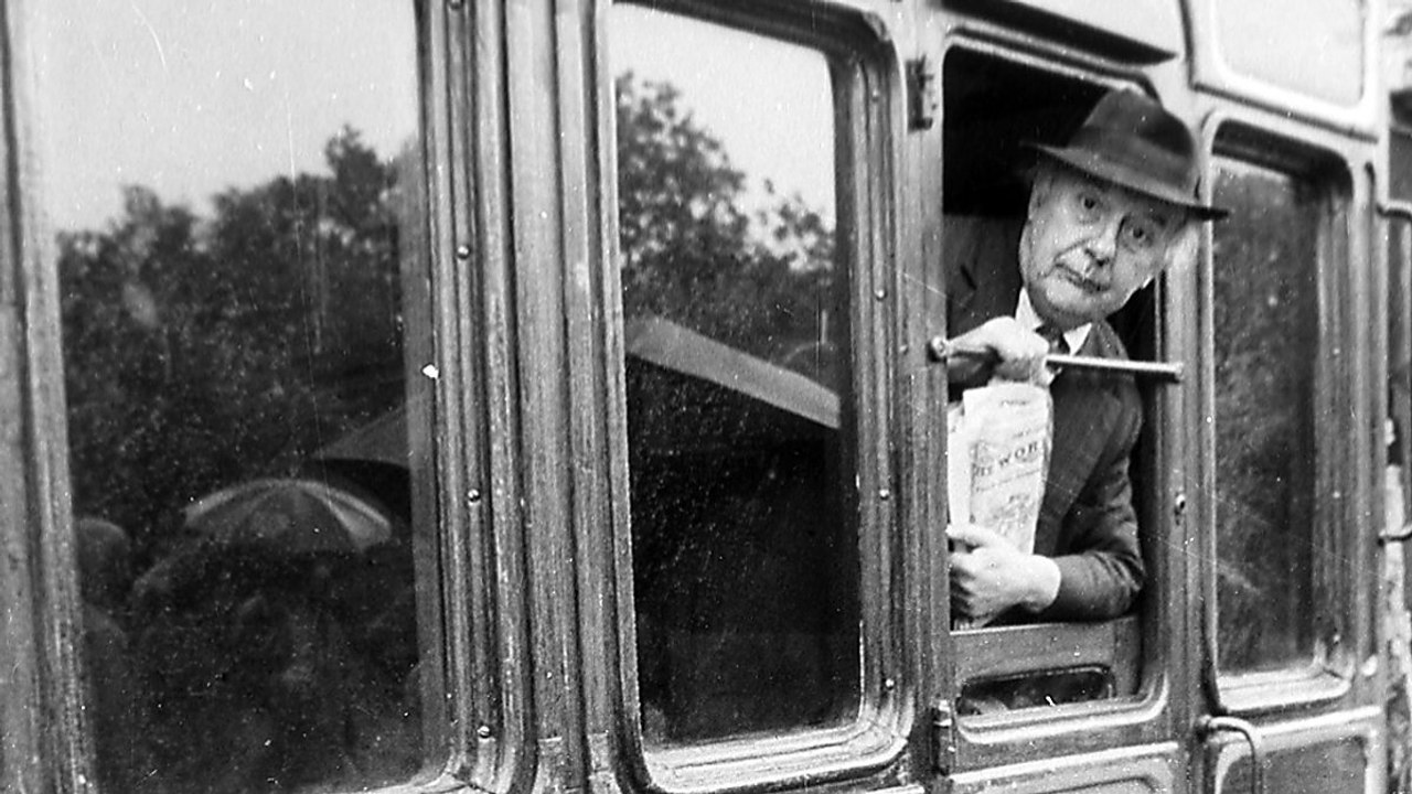 Metroland.with.John.Betjeman video Dailymotion