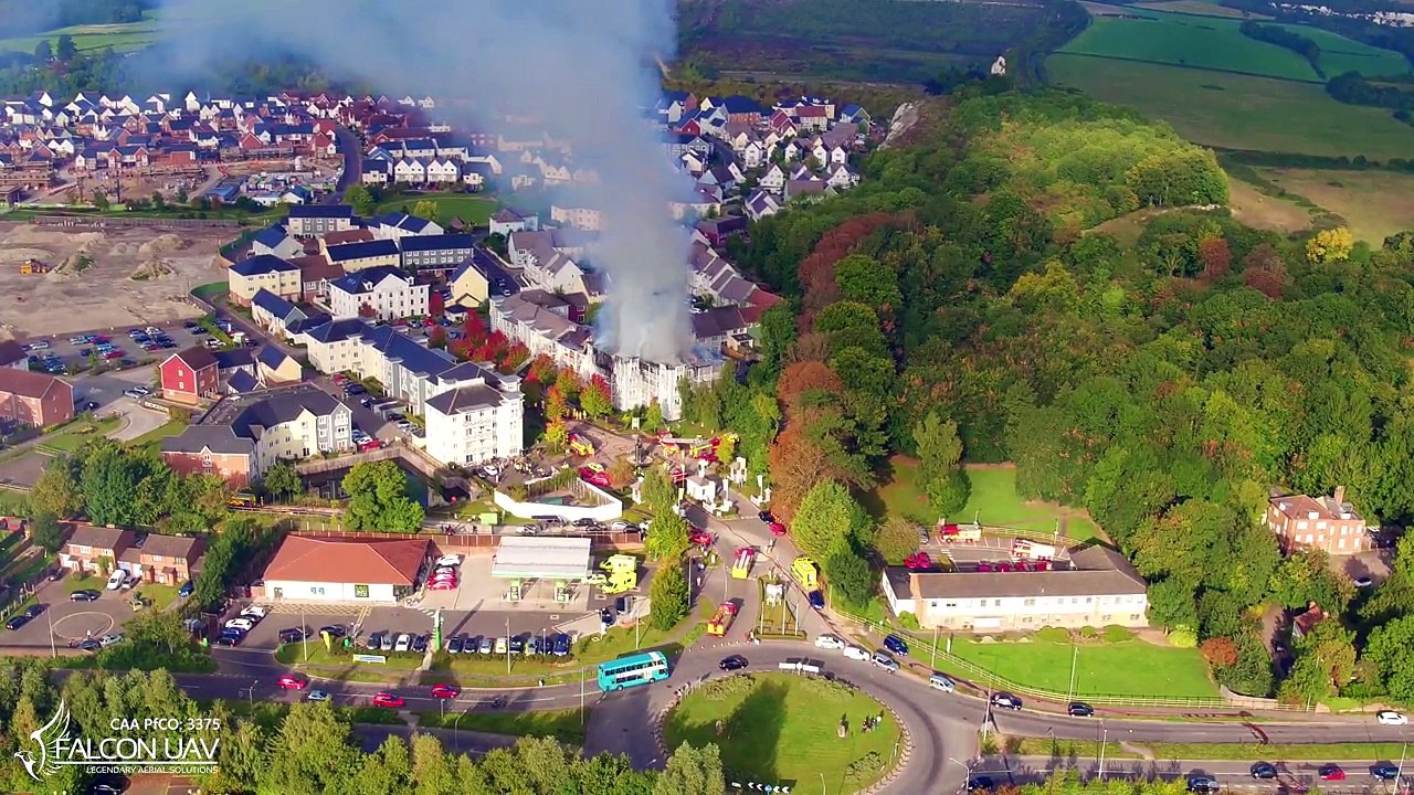 Snodland Holborough Lakes Fire 16/09/17 Dailymotion Video
