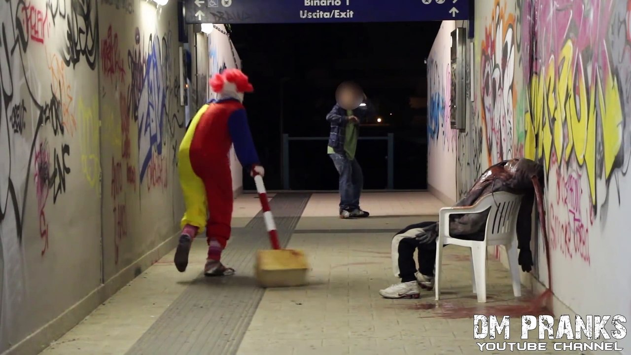 BEST KILLER CLOWN PRANK Compilation Halloween Special! Episode 1 to 8