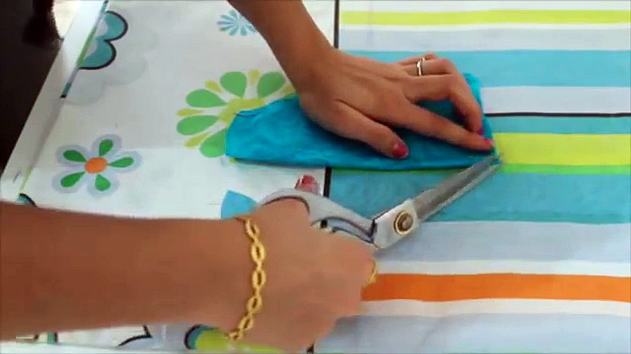 How to make piping on Necklines video Dailymotion