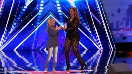 Don't Cry: She Sings For Her Dying Dad - video dailymotion