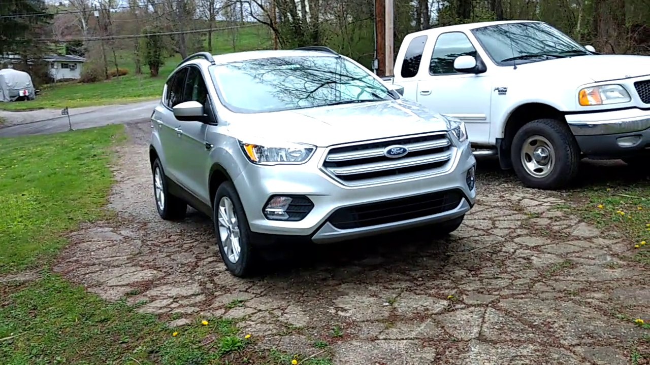 Loaner Car Tour 2 2018 Ford Escape SE video Dailymotion