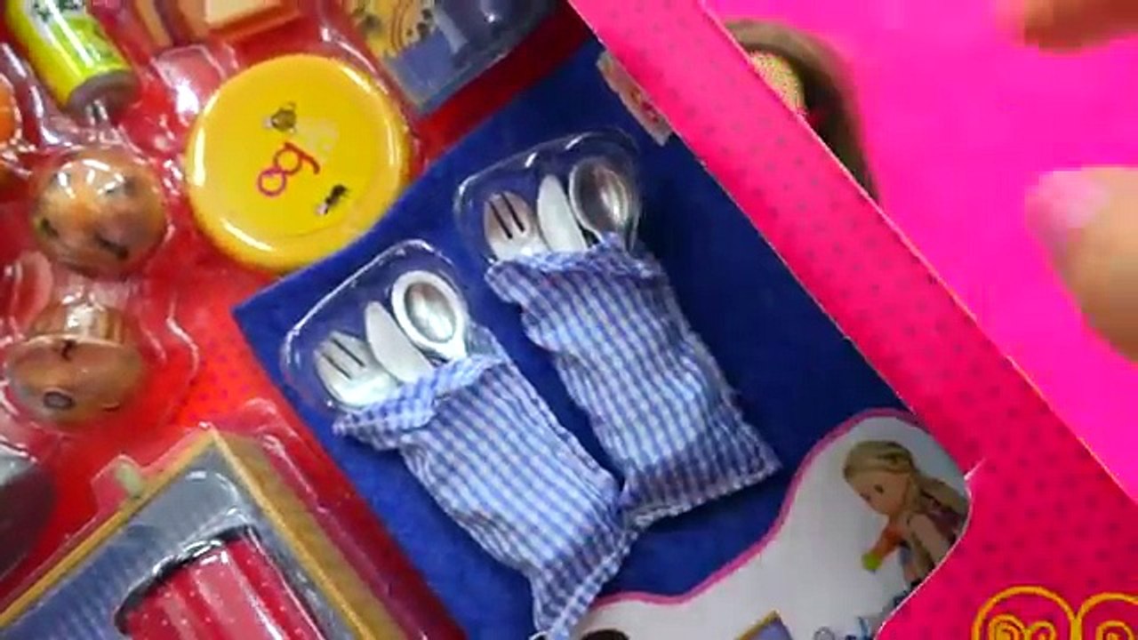 Outside Picnic with American Girl Doll + My Little Pony Princess