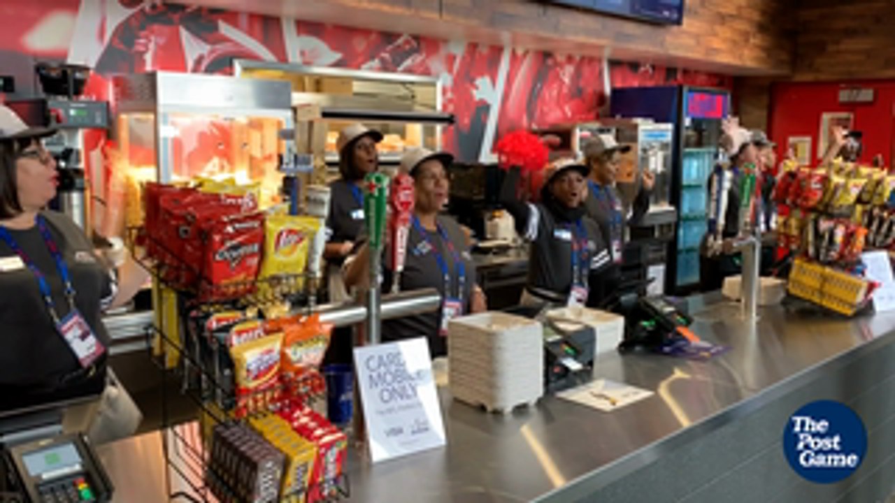 Concession Attendants Sing and Cheer for Super Bowl 53 video Dailymotion