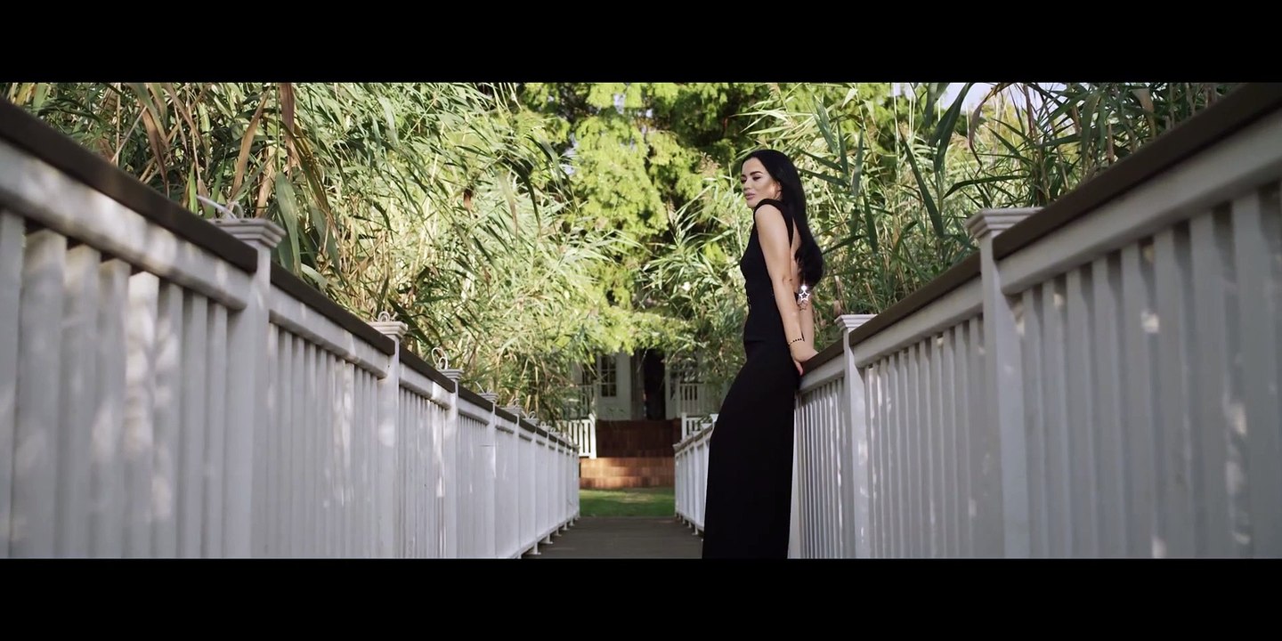 Carmen de la Salciua Noapte buna iubi [oficial video] video Dailymotion
