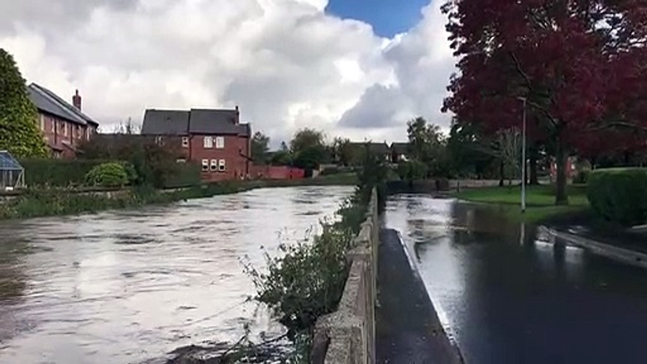 Flooding in Croston video Dailymotion