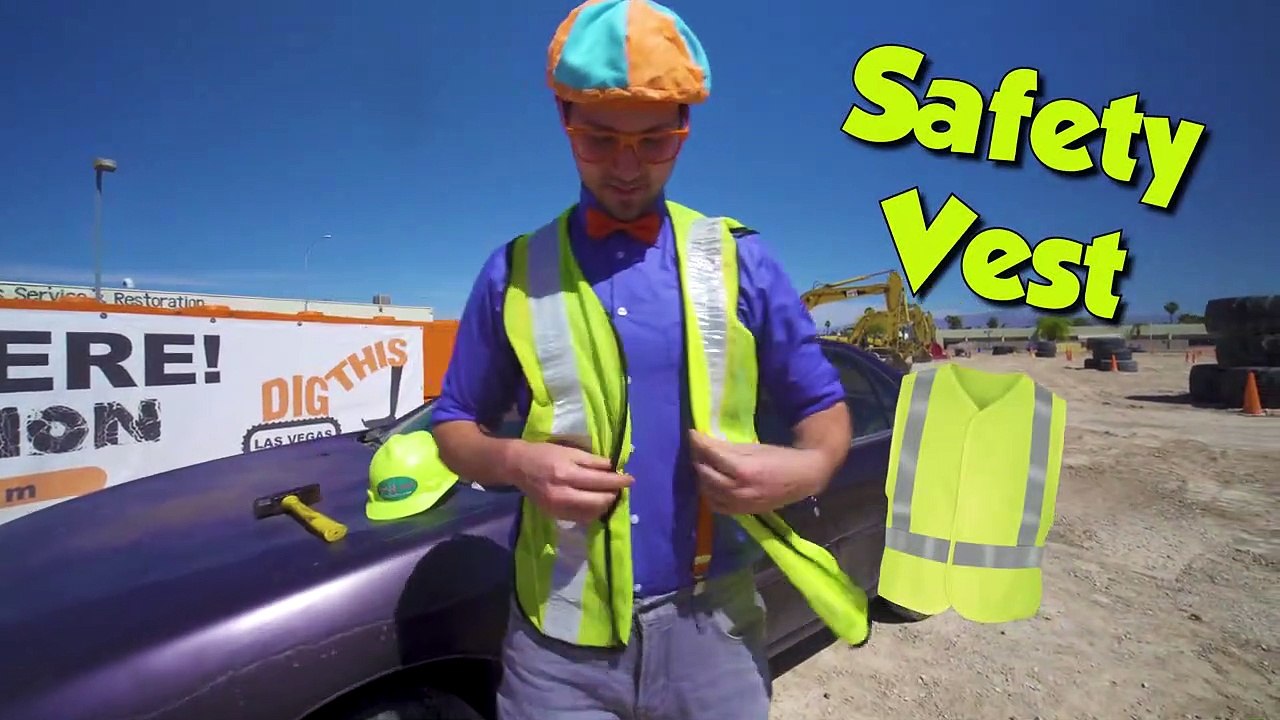 Crush A Car With A Blippi Excavator Learn English Spelling For
