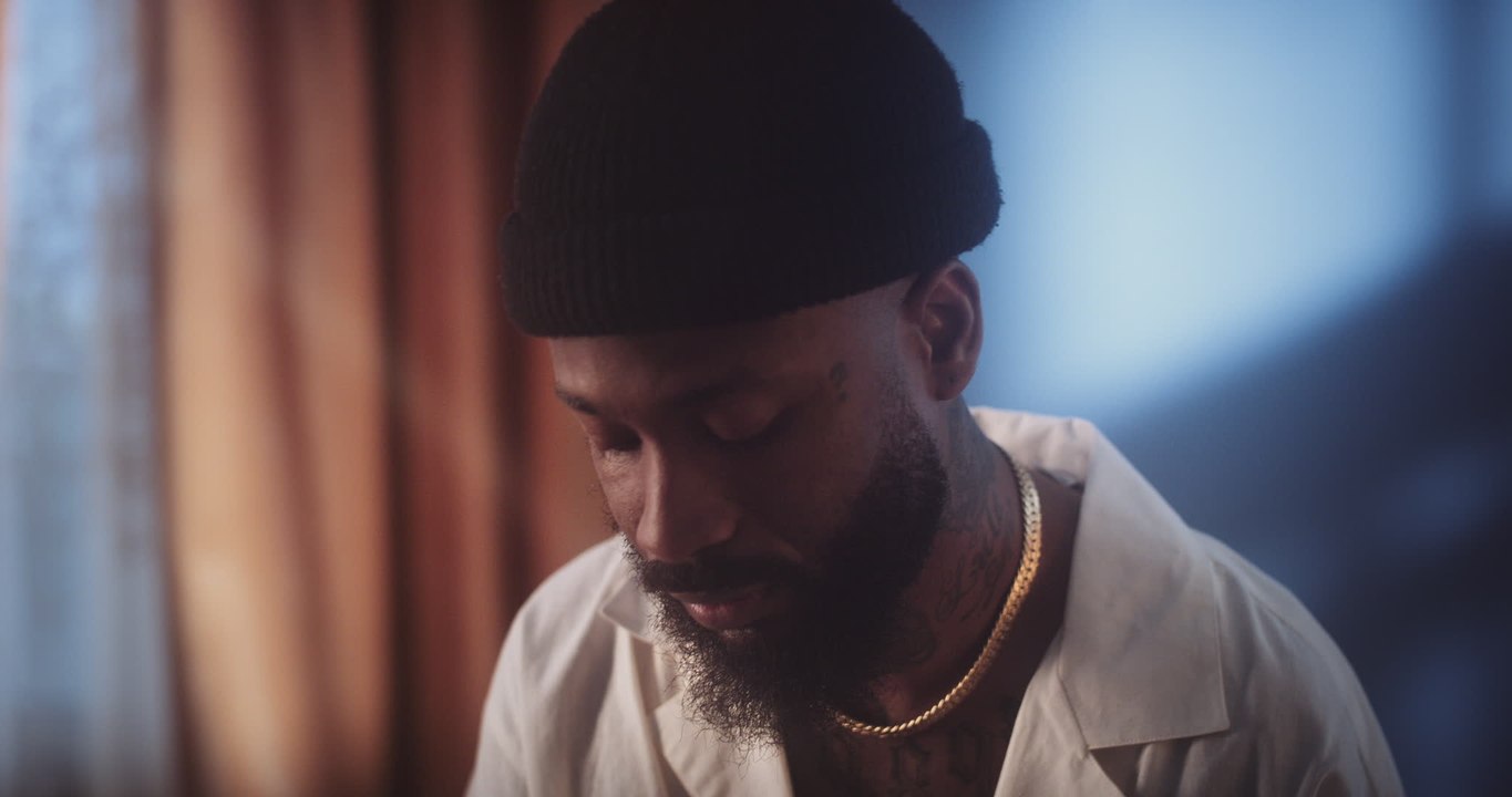 Lute Myself video Dailymotion