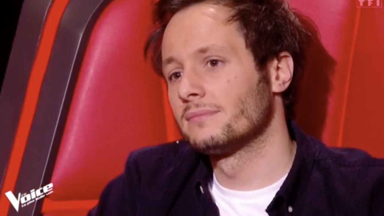 FEMME ACTUELLE "The Voice" 2021 Vianney fond en larmes
