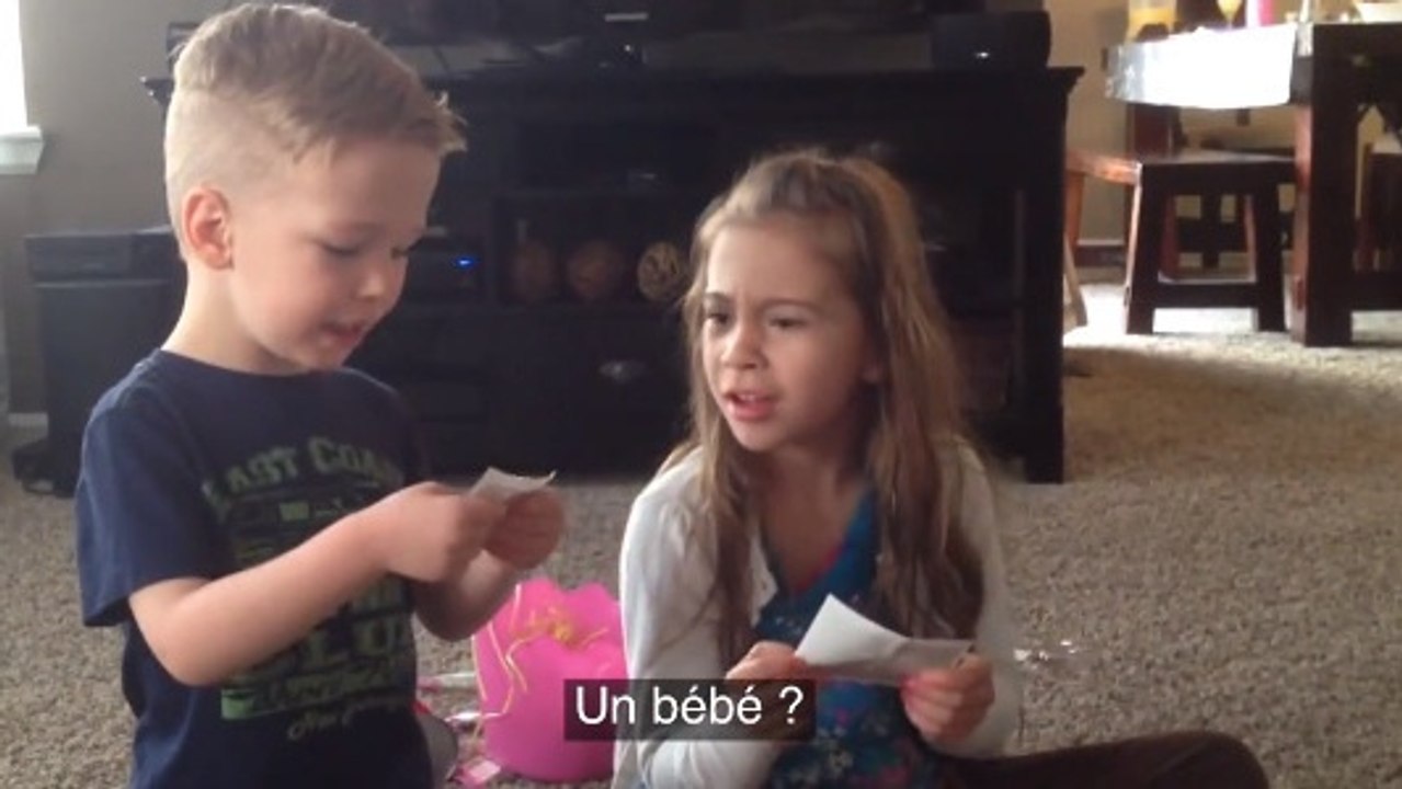 Un frère et une soeur découvrent que leur mère est