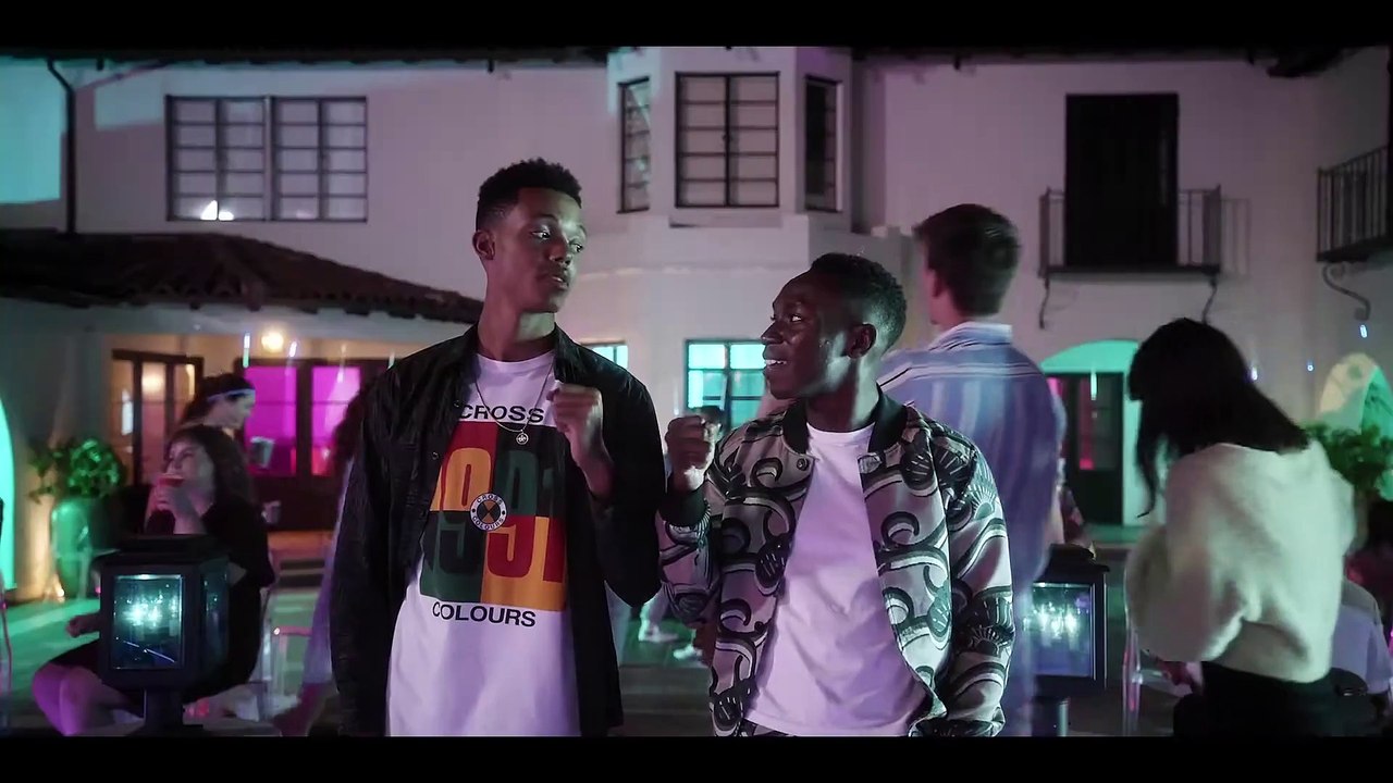 Pitch Perfect Bumper in Berlin Video 1 von 1