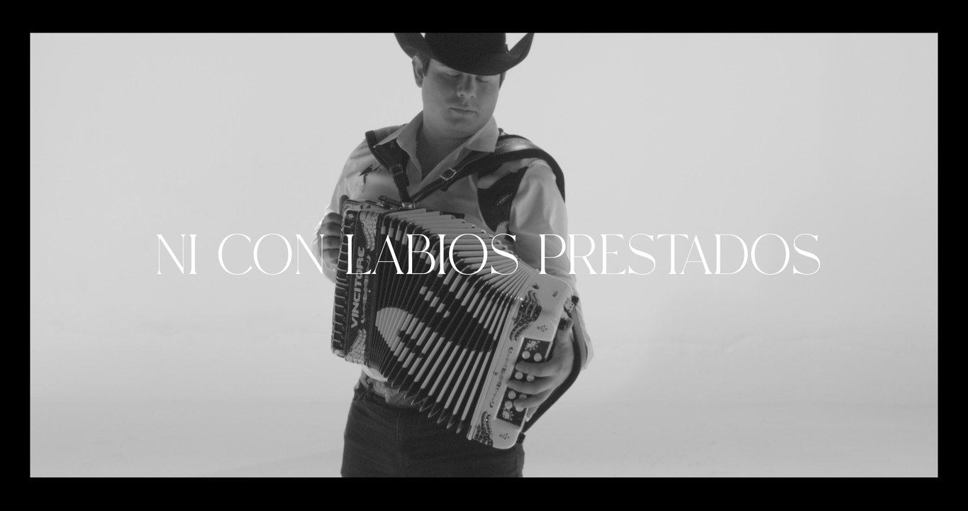 Alfredo Olivas Ni Con Labios Prestados video Dailymotion