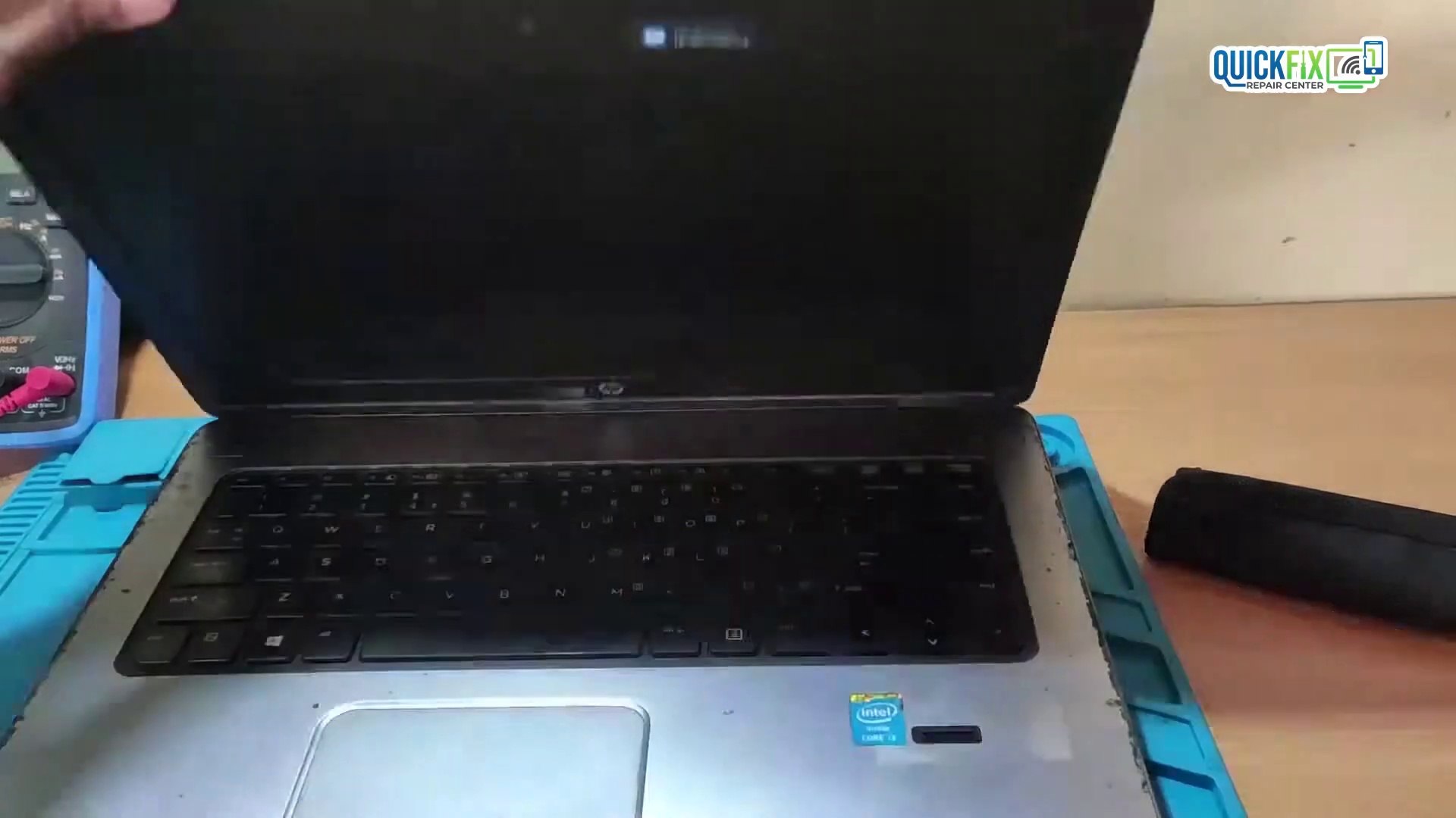 HP Zbook Power Light Blinking R/Laptop, 45 OFF
