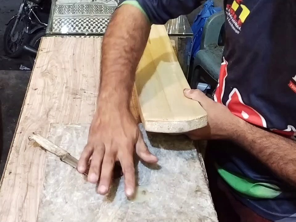 How to make toe guard of cricket Bat Cricket bat ki toe bnane ka