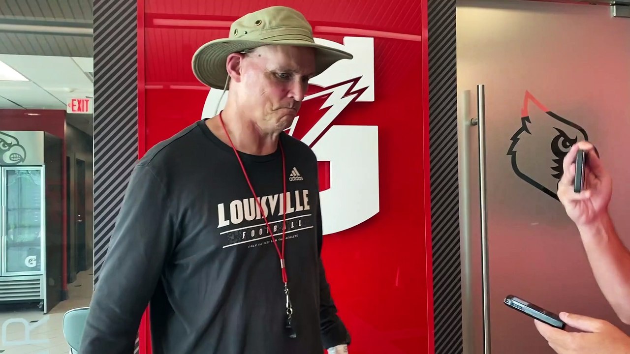 Louisville CoDC, Defensive Line Coach Mark Hagen on Fall Camp (8/15/23