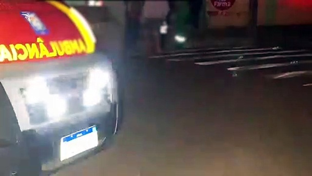Homem fica ferido em acidente de trânsito na Rua Leonardo da Vinci no
