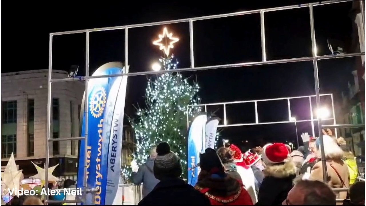 Does the top of Aberystwyth know it's Christmas time at all video