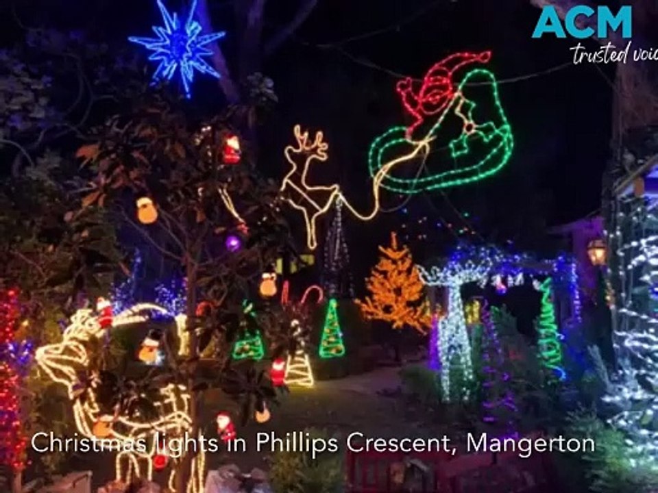 Phillips Crescent, Mangerton Christmas lights │ Illawarra Mercury