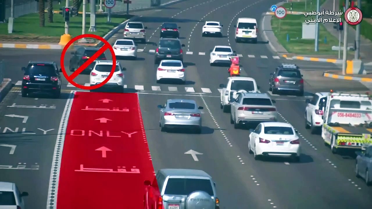 Accident in Abu Dhabi video Dailymotion