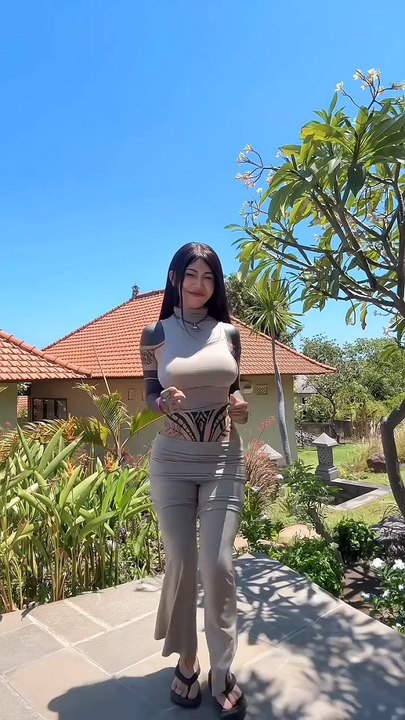 Miabigcat - video Dailymotion