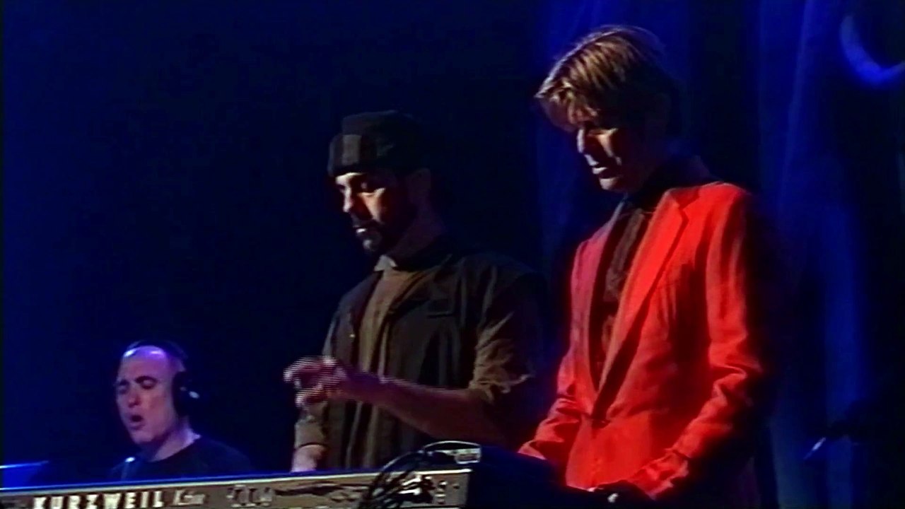 Warszawa David Bowie (live) video Dailymotion