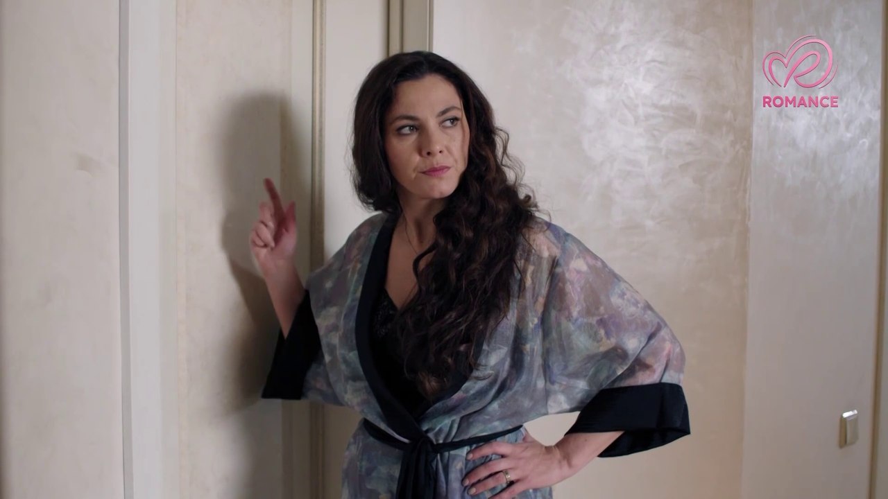 La mandamás no se da cuenta de que hay alguien que la ama en secreto