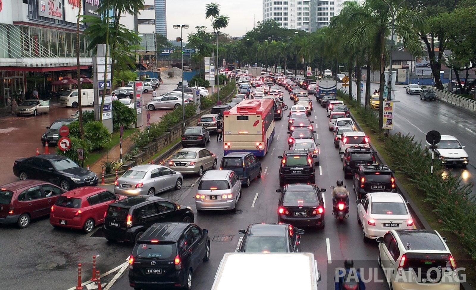 Road widening, Uturn lanes completed in Taman Desa