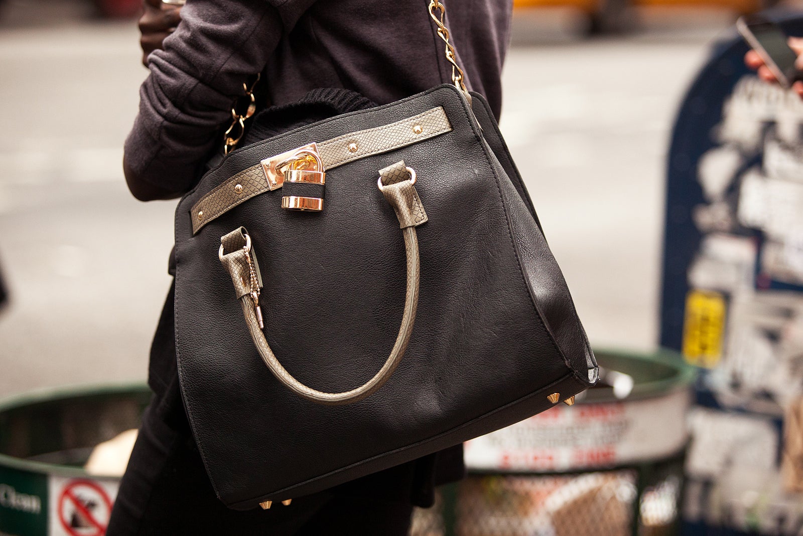 Cute Spring Bags New York Street Style Purs Stalking