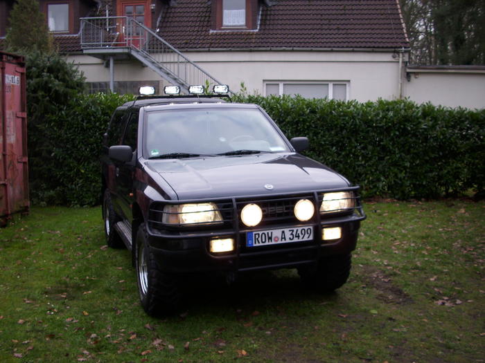 Frontera A Sport "Dachreling" Zusatzscheinwerfer Opel & ISUZU 4x4 Forum