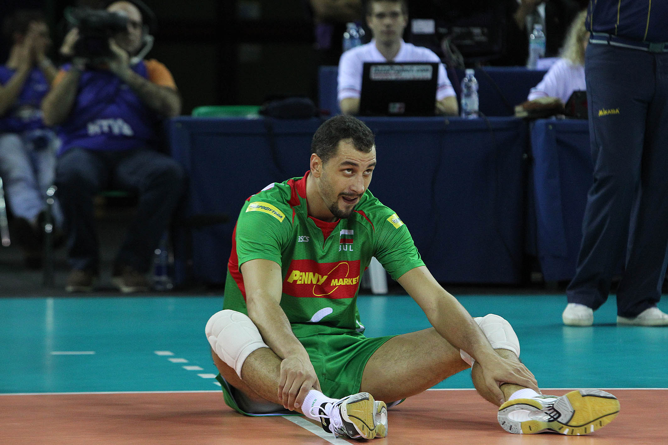 Matey Kaziyski Scores 11 Aces In Japanese Emperor's Cup Match