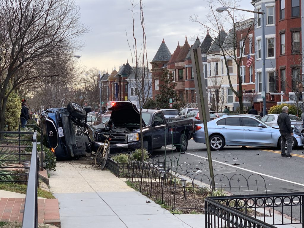 Multi Car Crash in Bloomingdale Dispute over 911 Response PoPville