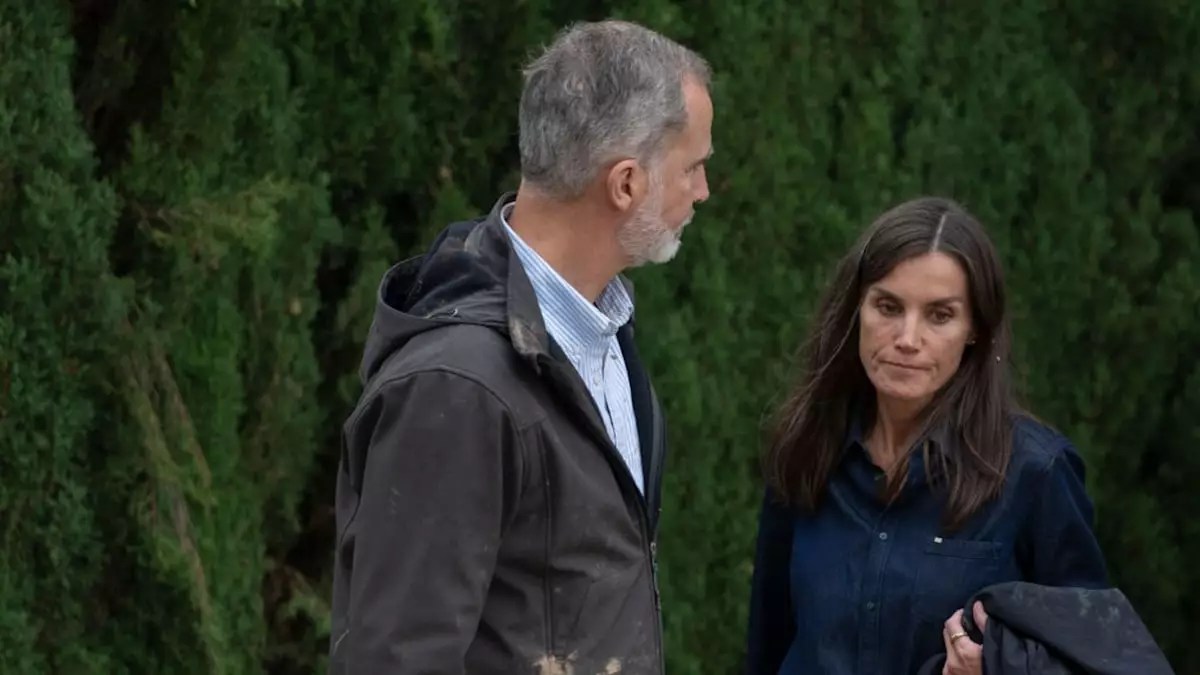 The Spanish Royals’ Visit Amidst Tragedy: A Complex Reality