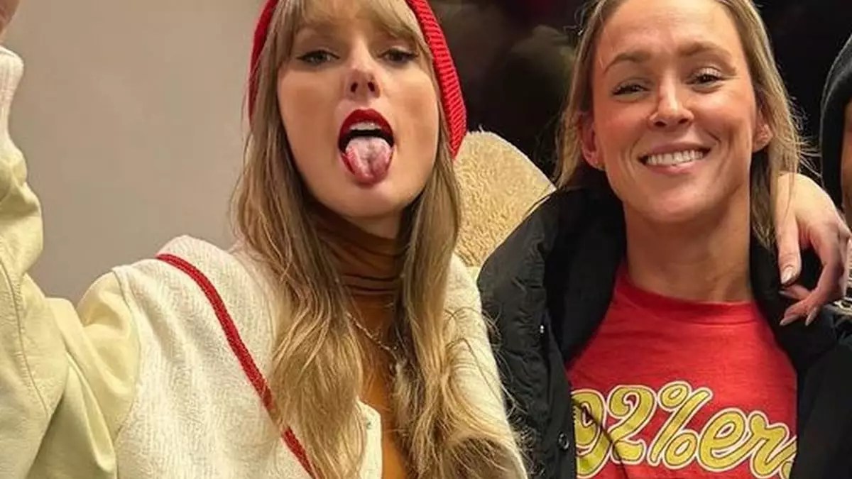 The Growing Connection of Taylor Swift and Travis Kelce
