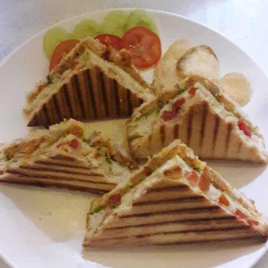 Grilled Veg Cheese Sandwich