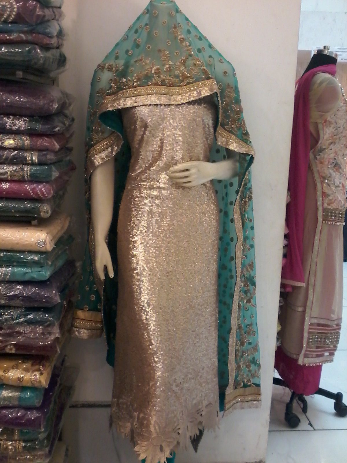 Deals & Discounts In Rajouri Garden, Delhi On Women's Wear, Bridal